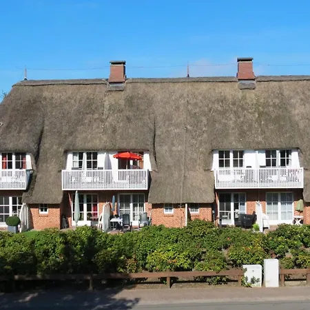 Seeschloesschen Nr 10 * Busumer Deichhausen